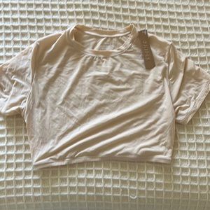 Skims fits everyone t-shirt BRAND NEW